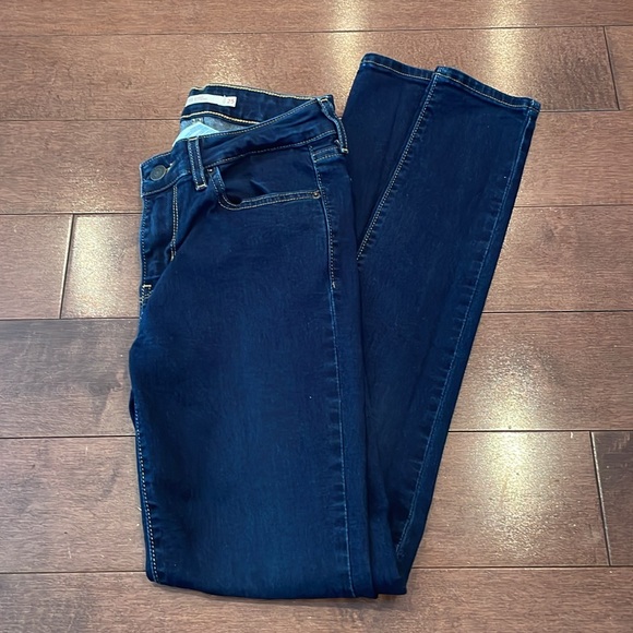 Levi’s Slim Fit Jeans - Picture 5 of 6